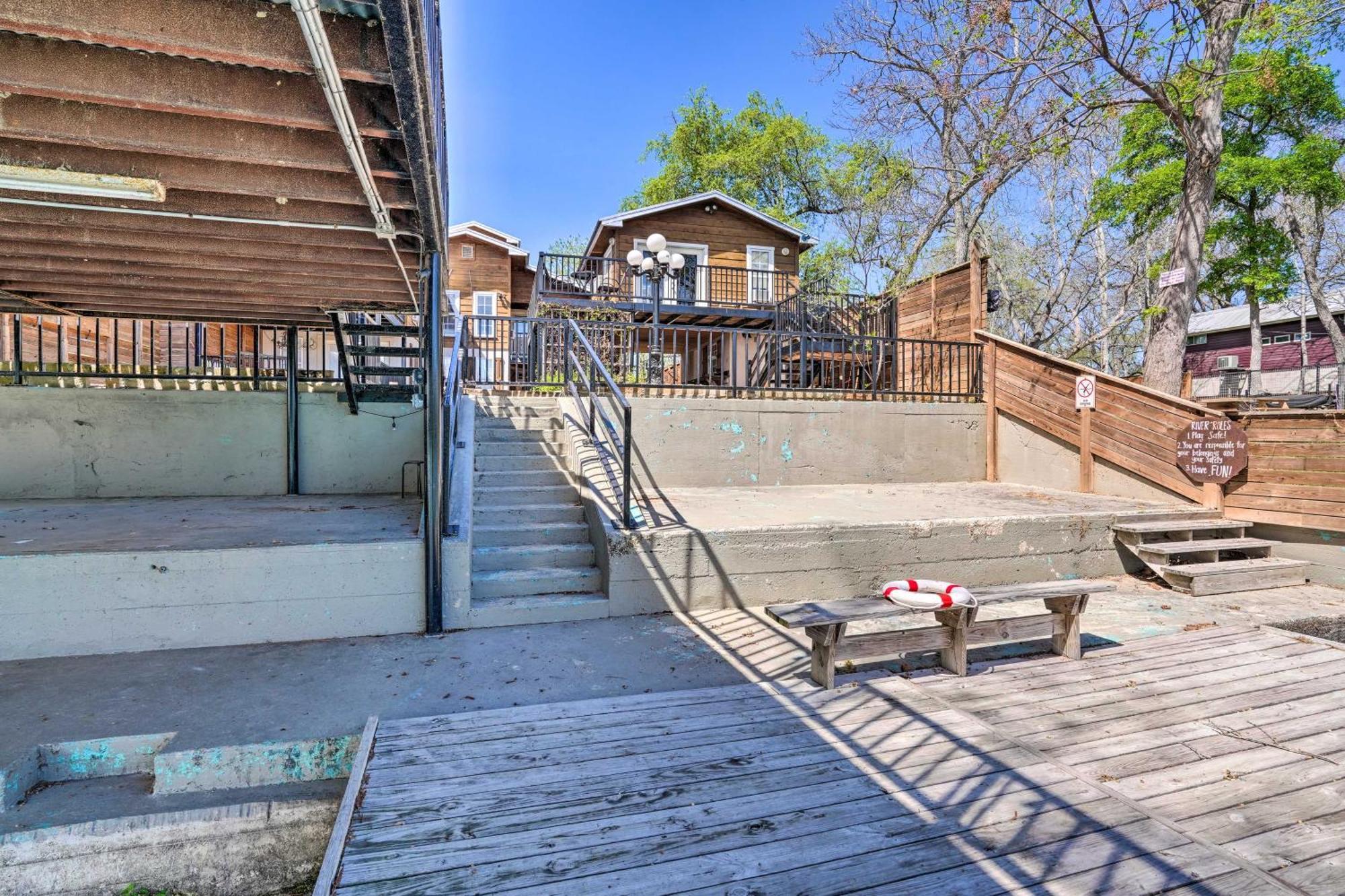 Waterfront Guadalupe River Lodge Home With Dock! Seguin Eksteriør bilde